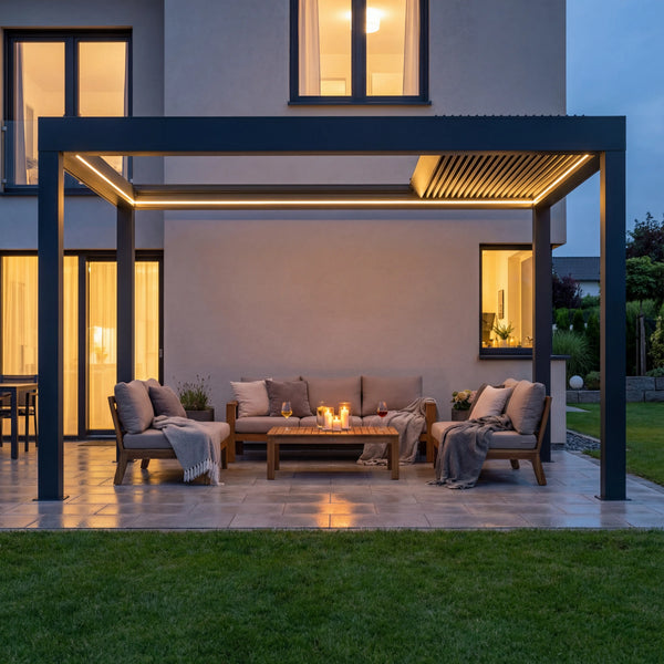 SkyPergola SkyInfinity Pro Aluminium-Pergola 3x4m Anthrazit mit LED-Beleuchtung, Terrasse am Abend